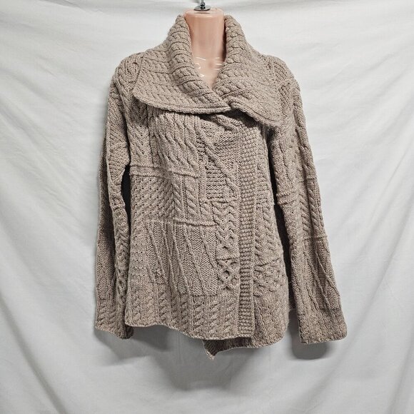Aran Isles Women Chunky One Button Cardigan Sweater Size M Beige Long Sleeve - Picture 5 of 13